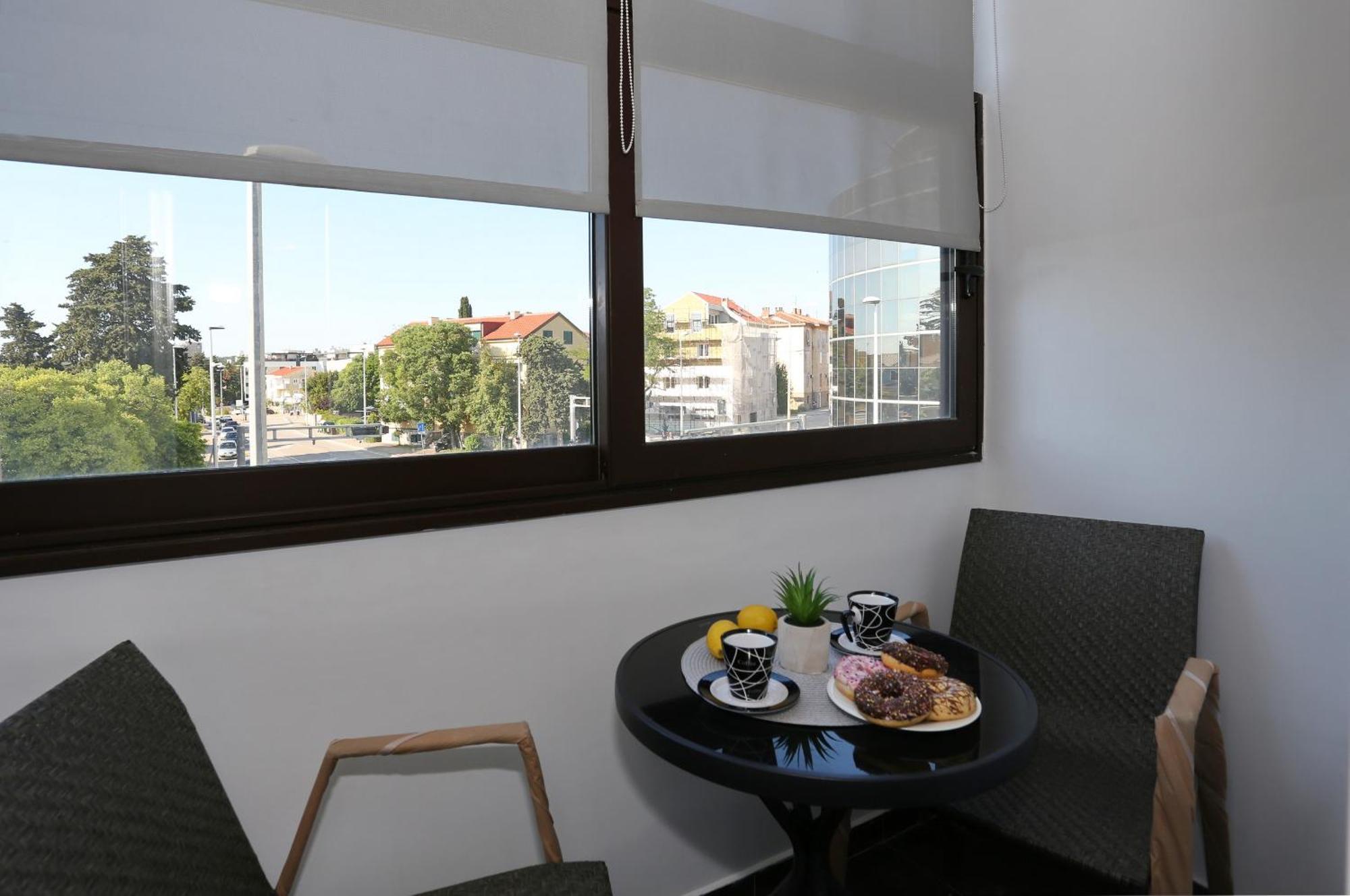 Apartment Ksenija Zadar Exteriör bild