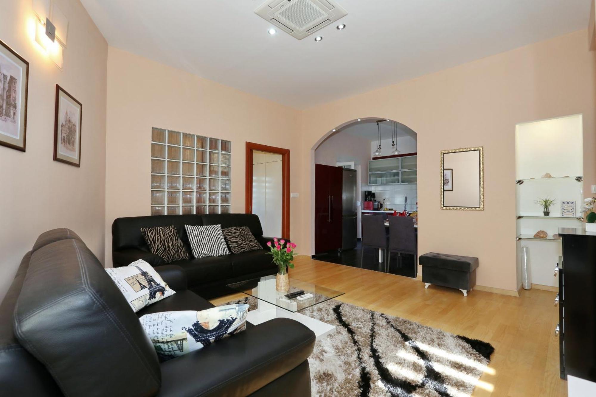Apartment Ksenija Zadar Exteriör bild